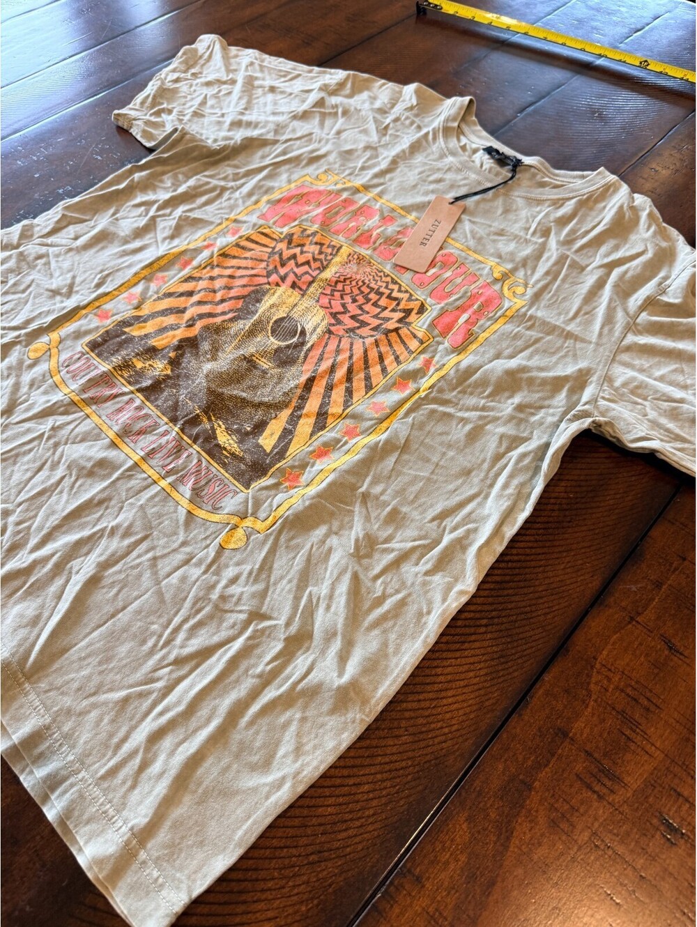 Zutter USA World Tour Country Rock Live Music Guitar Graphic Tee NWT Size S